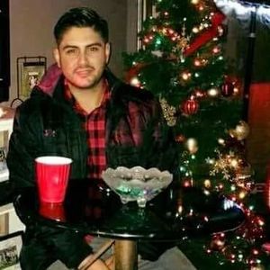 Meet your Posher, Luis